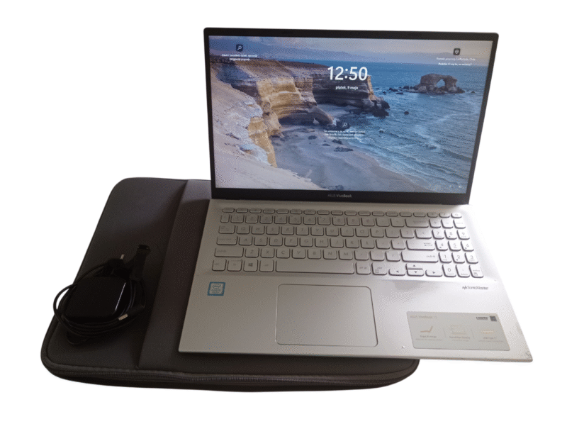 Laptop ASUS VivoBook R564U|15,6|i5-8250U|8GB|128GB SSD|