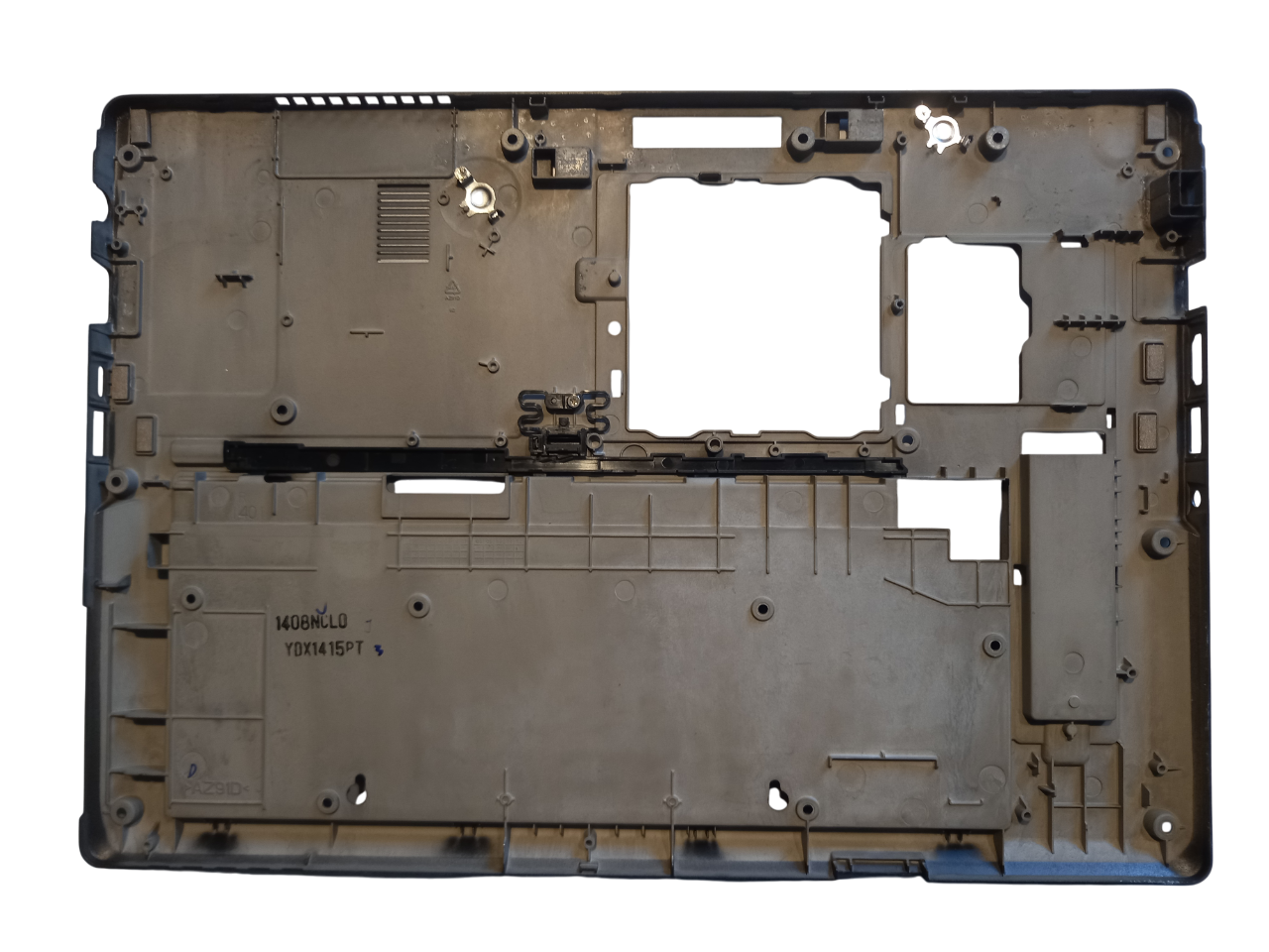 Fujitsu LifeBook U7410 Bottom Case - Image 2