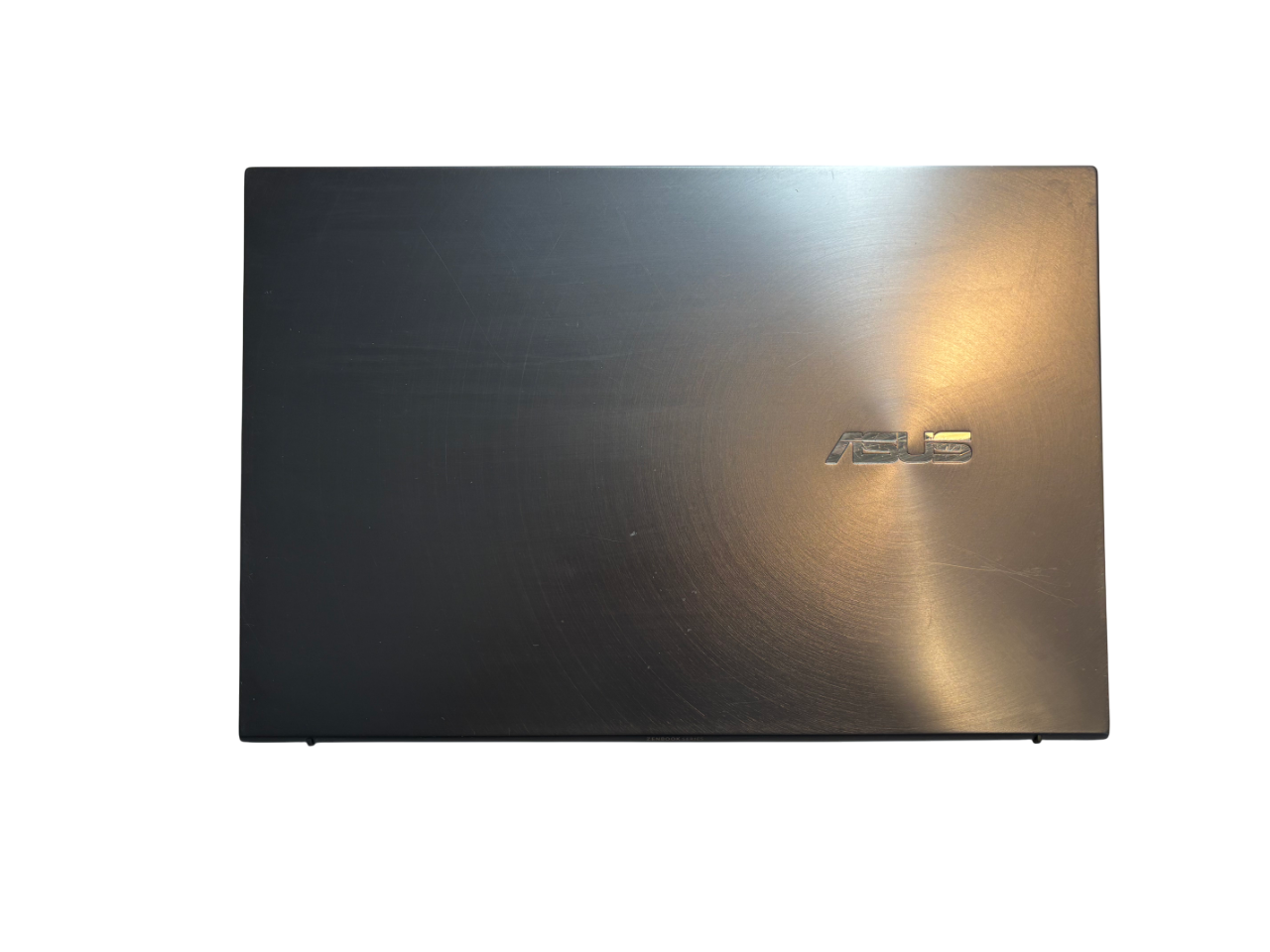ASUS ZenBook 15 UX535L Display cover