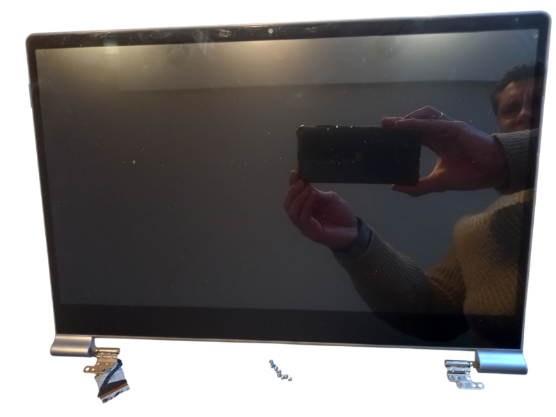 TREKSTOR PRIMEBOOK P15 Klapa matrycy